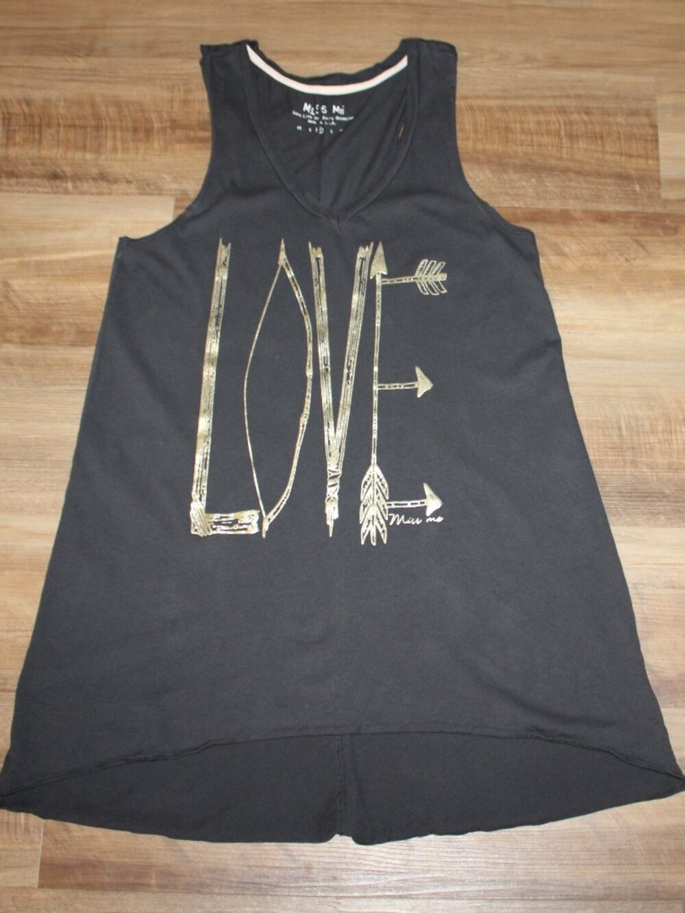 MISS ME Size MED Gray Metallic Gold Y2K "LOVE" Low Cut V-Neck HI-LO Tunic Tank